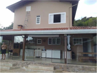 Chácara em Valinhos - Lopes por 650 Mil à Venda