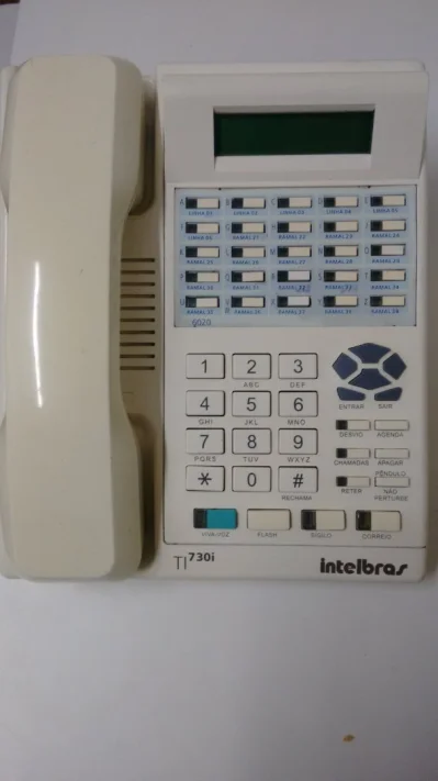 Mesa Eletrônica de Telefone
