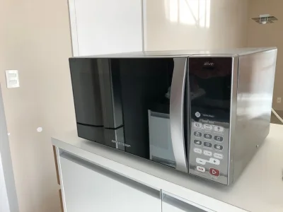 Microondas Brastemp 38 Litros Inox Espelhado com Grill Bmj38ar 220v