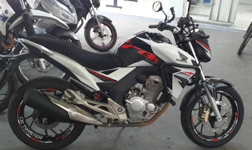 CB Twister 250f Branca 2019