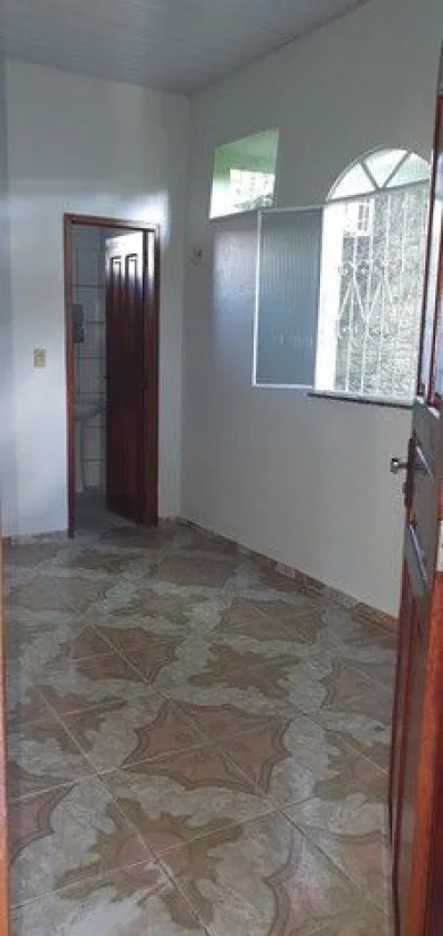 Casa com 4 Dormitórios à Venda, 550 m2 por RS 240.000,00 - Tarumã - Manaus-am