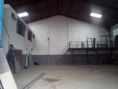 1000m2 Galpão