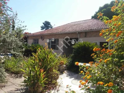 Casa com 3 Dorms em Maricá - Centro por 899 Mil à Venda