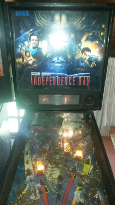 Pinball Fliperama Independence Day