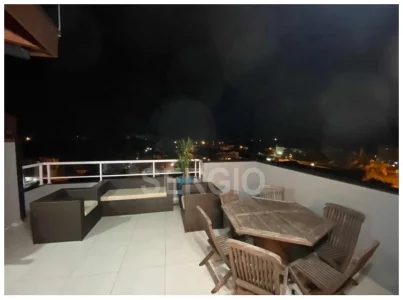 Vende-se: Excelente Cobertura com Vista para Praia em Ubatuba-sp