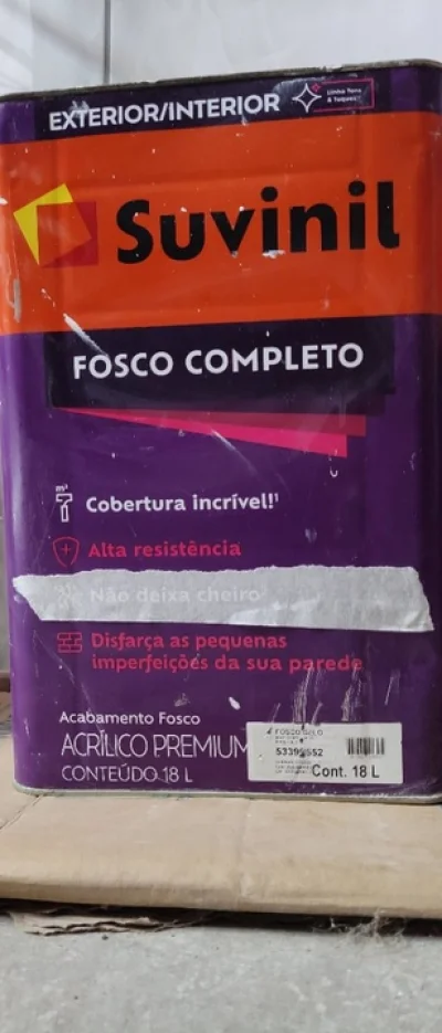 Tintas Usadas Premium da Suvinil e Sherwin Williams