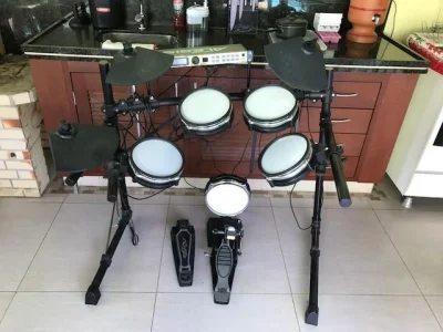 Bateria Eletrônica Staff Drum Vws 9 com Módulo Alesis Dm5