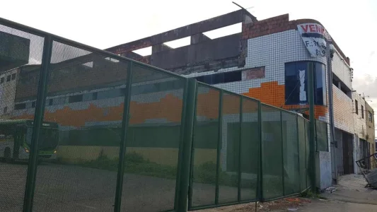 Prédio Comercial para Venda em Recife, Afogados