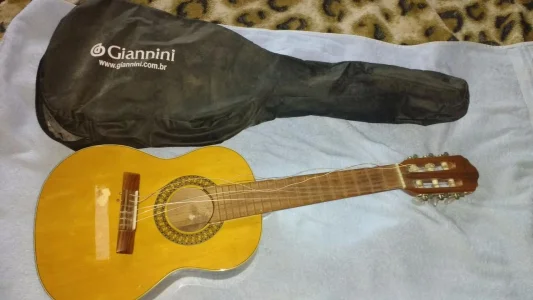 Violão Infantil Giannini, Pouco Uso, com Capa