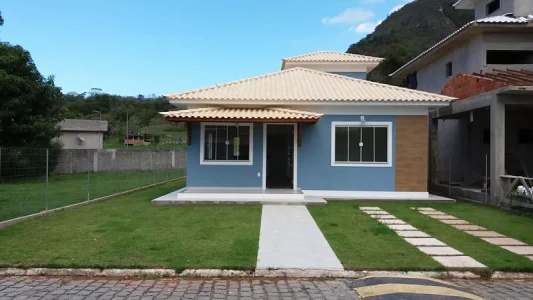 Casa em Condomínio em Maricá - São José do Imbassaí por 365 Mil à Venda