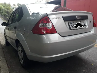 Fiesta Sedan