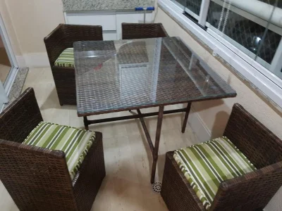 Mesa de Varanda com 4 Cadeiras