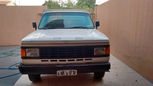 GM - Chevrolet A-20 - 1985