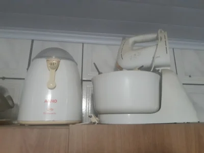 Batedeira e Espremedor de Laranjas