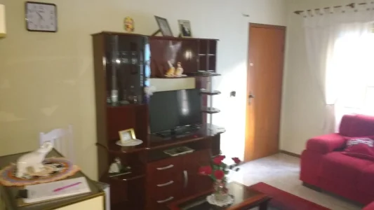 Apartamento Térreo de 2 Dormitórios 1 Suíte, Cozinha Ampla