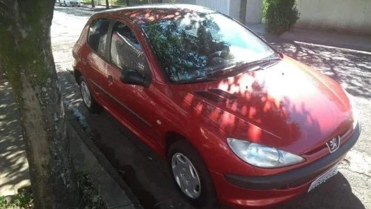 Peugeot 206 Hatch. Selection 1.0 16v 2002