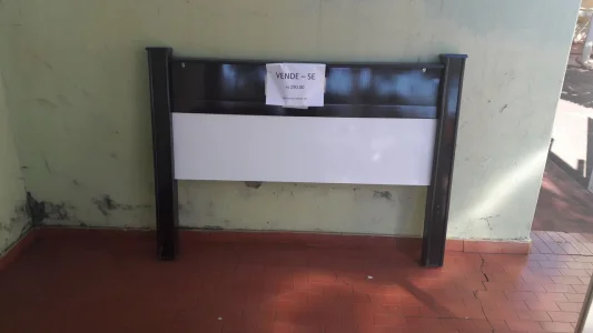 Vendo Cama de Casal