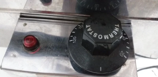 Derretedeira de Inox Elétrica