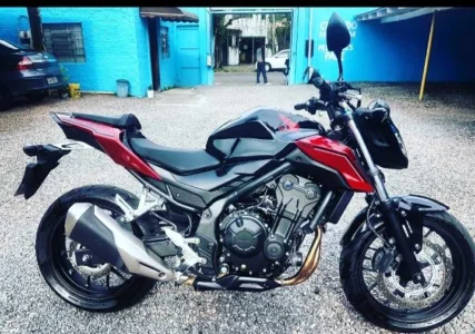 Moto CB 500