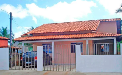 Excelente Casa em Salinas