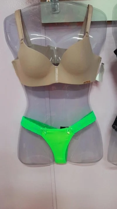 Manequins e Balcão