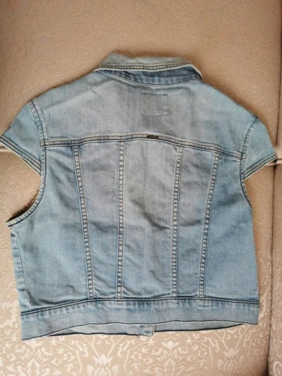 Jaqueta Jeans de Manga Curta Feminino