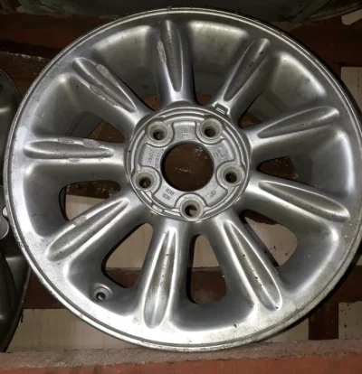 Aro 16 Omega Australiano