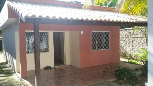 Casa em Centro de Terreno