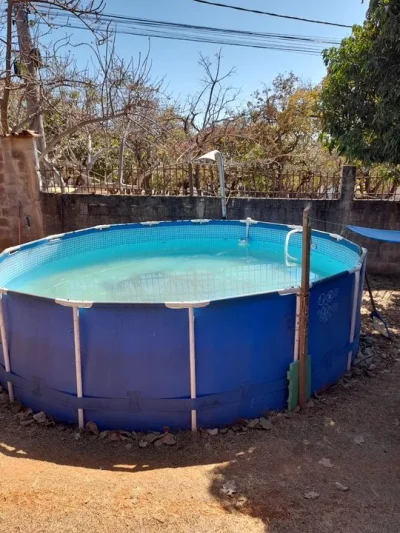 Vendo Piscina de Vinil Estruturada