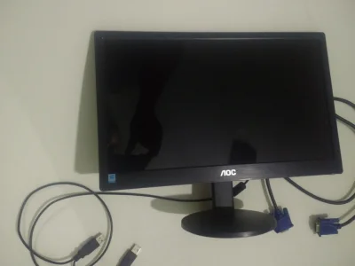 Troco ou Vendo Monitor Aoc 15,6