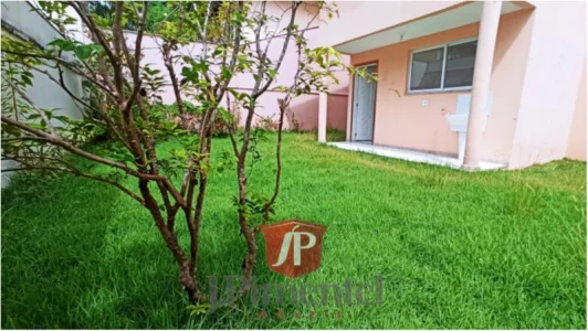Casa em Condomínio em Serra - Laranjeiras por 850 Mil à Venda