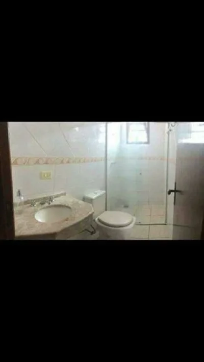 Alugo Quarto