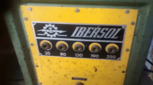 Máquina de Solda 250 Amperes