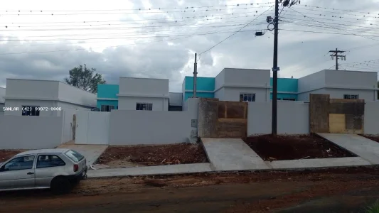Casa para Venda em Ponta Grossa, Uvaranas, 2 Dormitórios, 1 Suíte, 1 Banheiro