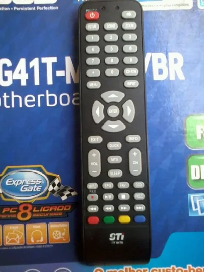 Controle Remoto TV Led Sti. Original e em Excelente Estado de Uso