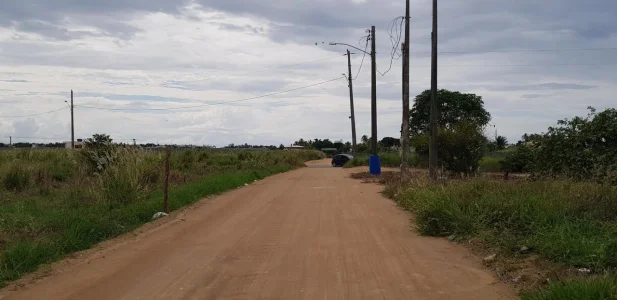 Vende-se Lote