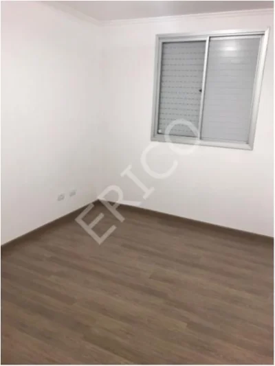 Apartamento com 2 Dorms em São Bernardo do Campo - Ferrazópolis por 215.000,00 à Venda