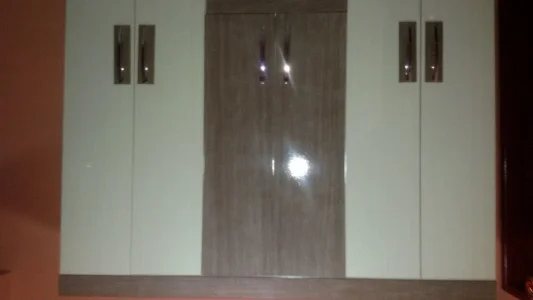 Guarda Roupa Novo