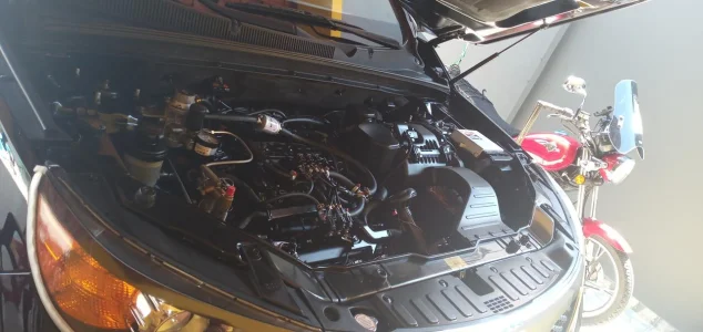Vende-se Sorento com Gnv e Teto Solar