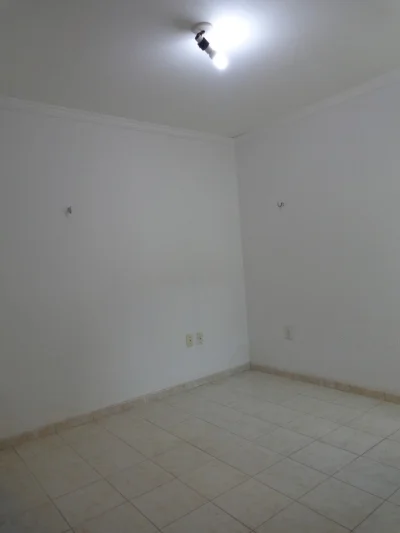 Vende-se Casa