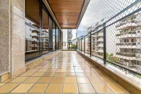 Tijuca Rua Maria Amália Apartamento de Alto Requinte !