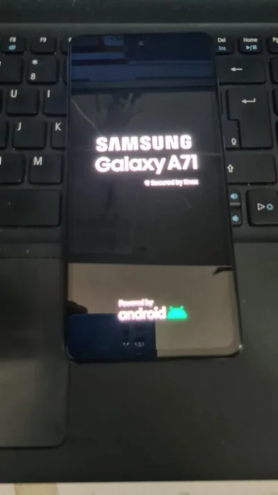 Celular Sansunga 715