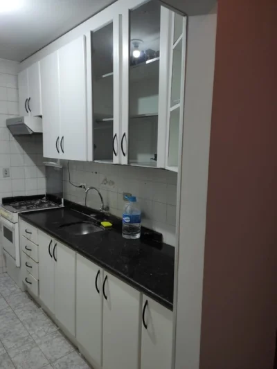 Aluga-se Apartamento Semi Mobiliado