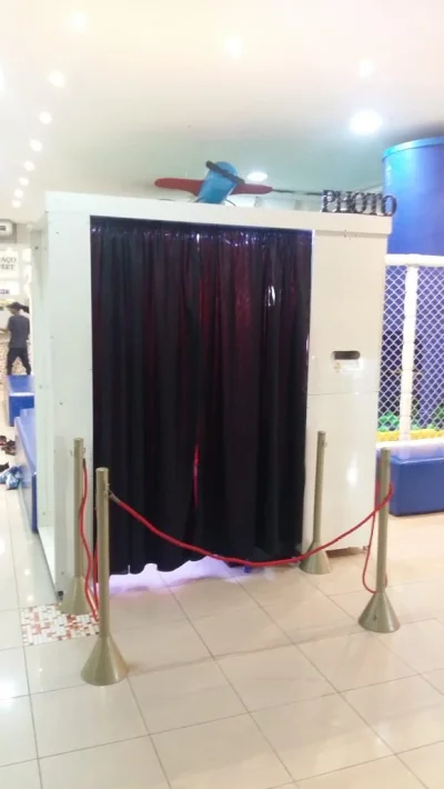 Locação de Cabine Totem e Espelho Mágico para Eventos