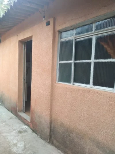 Duas Casas no Mesmo Terreno por 80 Mil