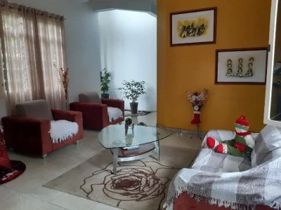 Casa com 4 Dormitórios à Venda, 300 m2 por RS 1.550.000,00 - Flores - Manaus-am