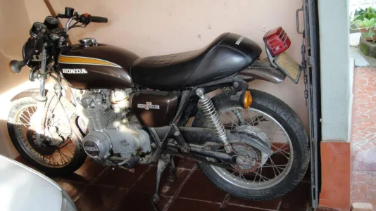 Raridade CB 500four Ano 72