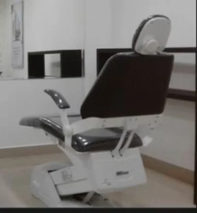 Cadeira de Sobrancelhas e Cilios