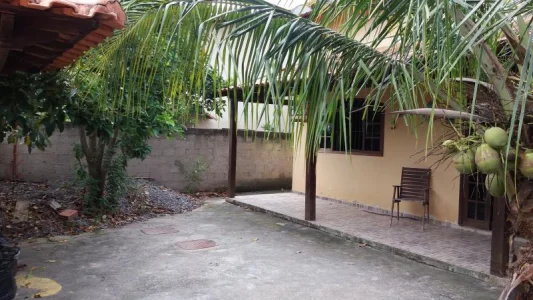 Casa em Condomínio em Maricá - Caxito por 290 Mil à Venda
