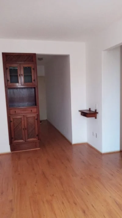 Alugo Apartamento no Méier, 2 Quartos